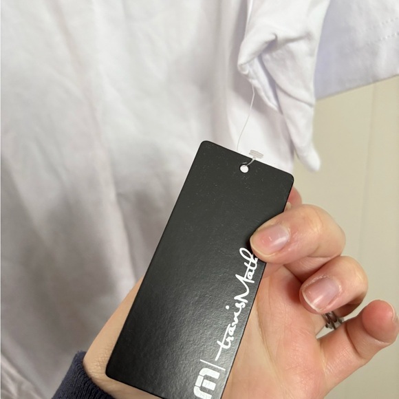 Travis Mathew white crewneck t shirt graphic holiday Santa too drunk to drive - Picture 8 of 11